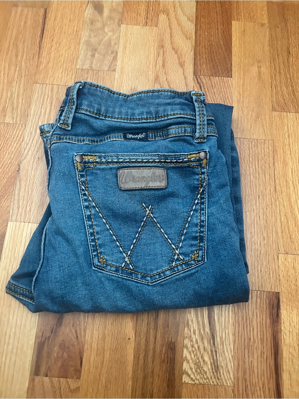 Wrangler Women's Straight Leg Jeans 11/12 X 32 inseam